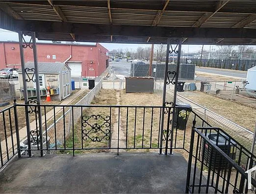 2131 Hawthorne Rd — Photo 19