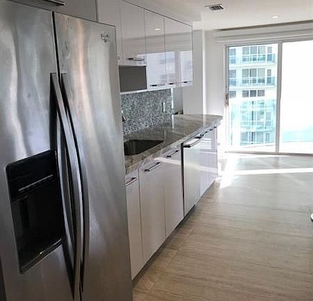 5th image of 3410 Galt Ocean Dr APT 508N