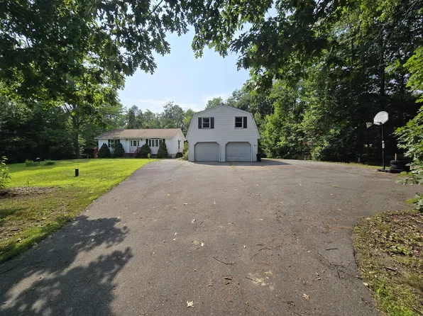 1278 Hudson Road, Glenburn, ME 04401