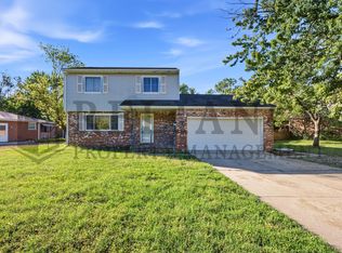 1915 Cypress Ln, Newton, KS 67114