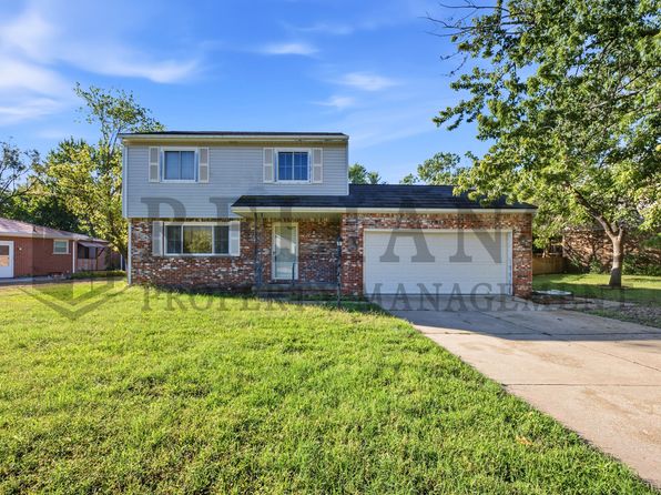 1915 Cypress Ln
