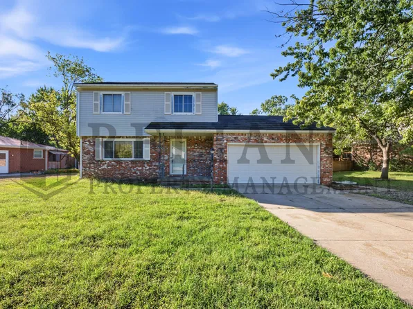 1915 Cypress Ln, Newton, KS 67114