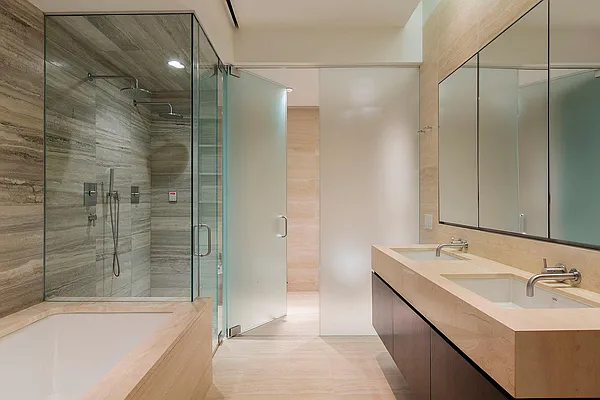 Rented by Avenue Real Estate | media 19