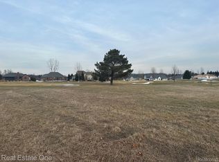 1 Augusta Ct, Metamora, MI 48455