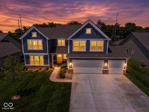 2nd image of 1054 E Valley Oak Ct