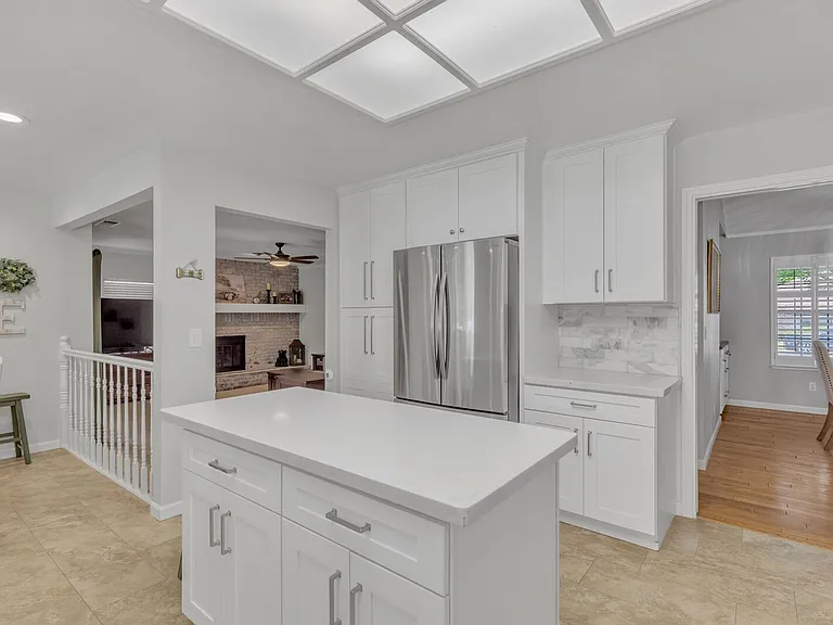 1856 Ridgeview Dr — Photo 10