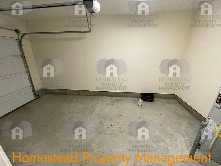 1220-1222 SE Academy St — Photo 23
