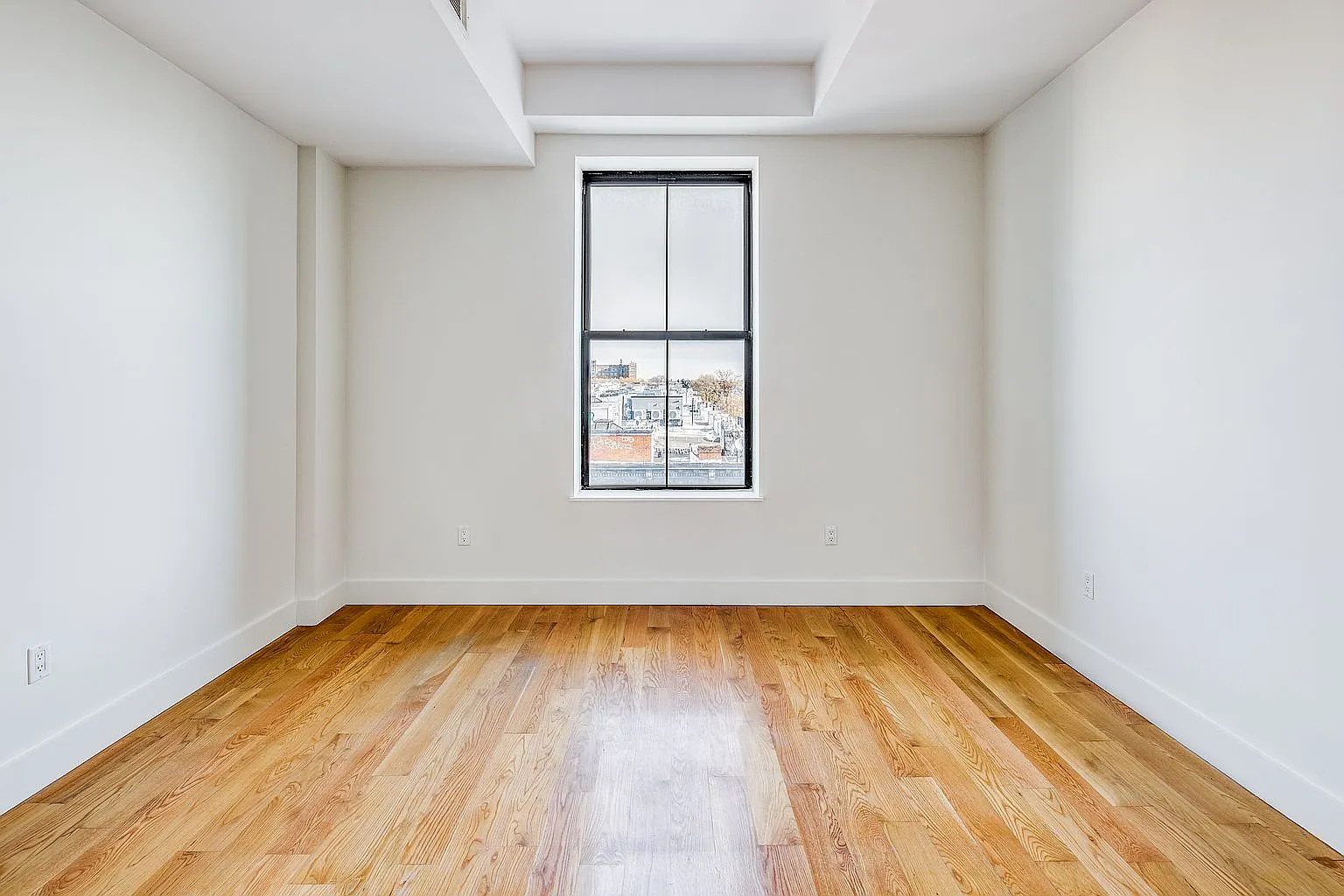 16-80 Madison Street - 203 — Photo 4