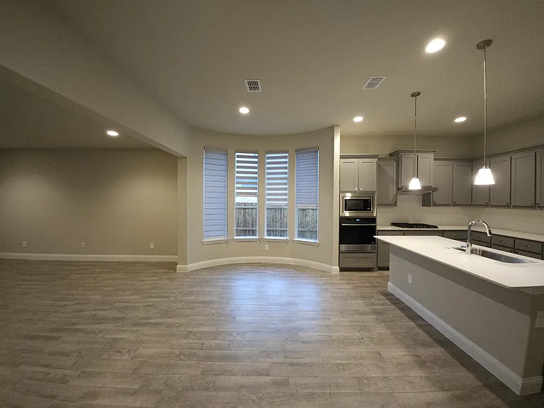 1512 Woodpecker St — Photo 19