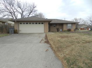 301 NW 63rd St, Lawton, OK 73505