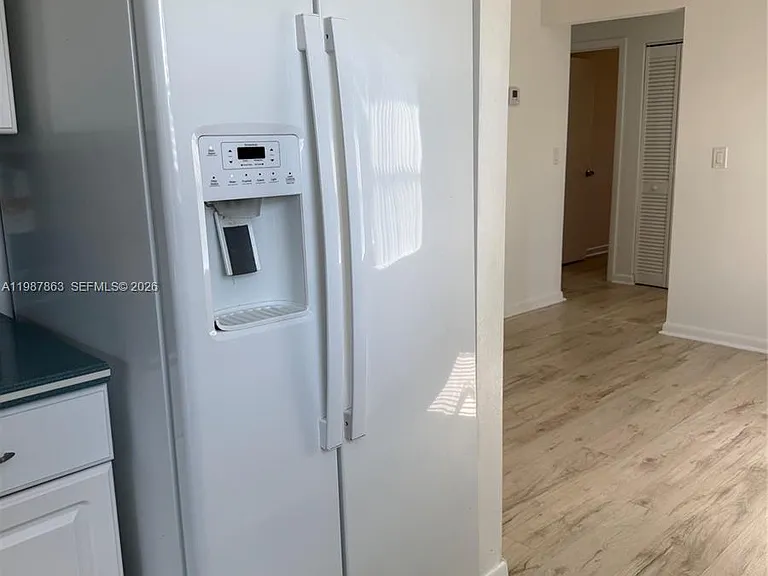 1419 Yellowthroat St — Photo 40