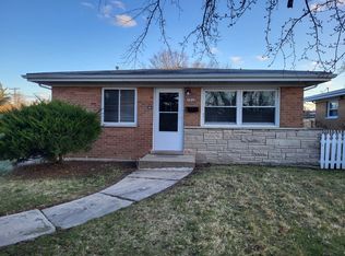 1213 16th St, North Chicago, IL 60064