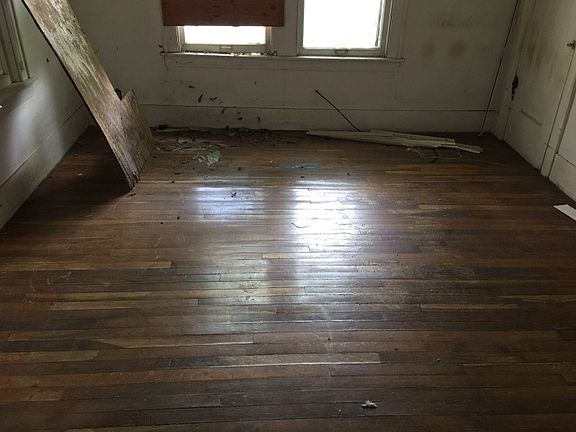 4th image of 600 E Sinton St