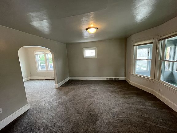 5th image of 3623 E 103rd St