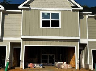 6388 Pine Station Dr, Lula, GA 30554