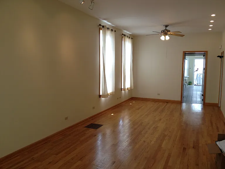 3106 N Troy St #1.1 — Photo 26