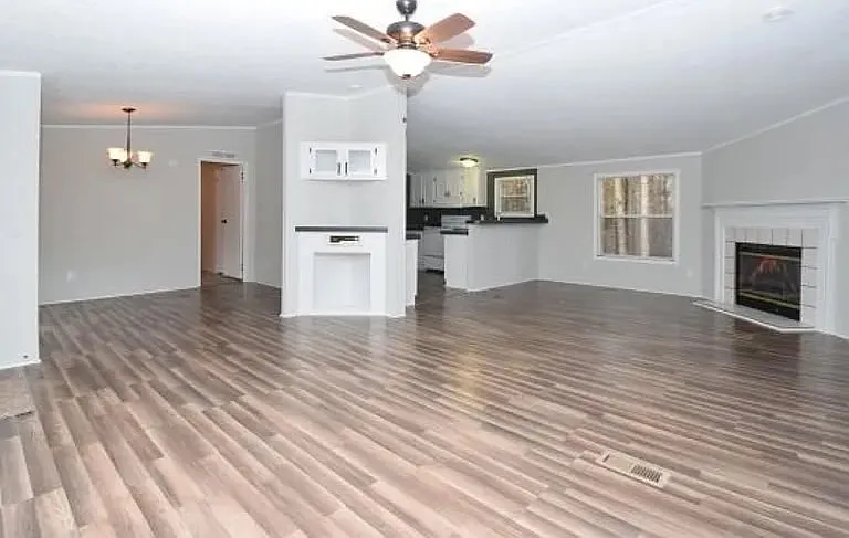 651 Clayton Rd — Photo 1