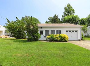 9 N Ambler Rd, Somers Point, NJ 08244