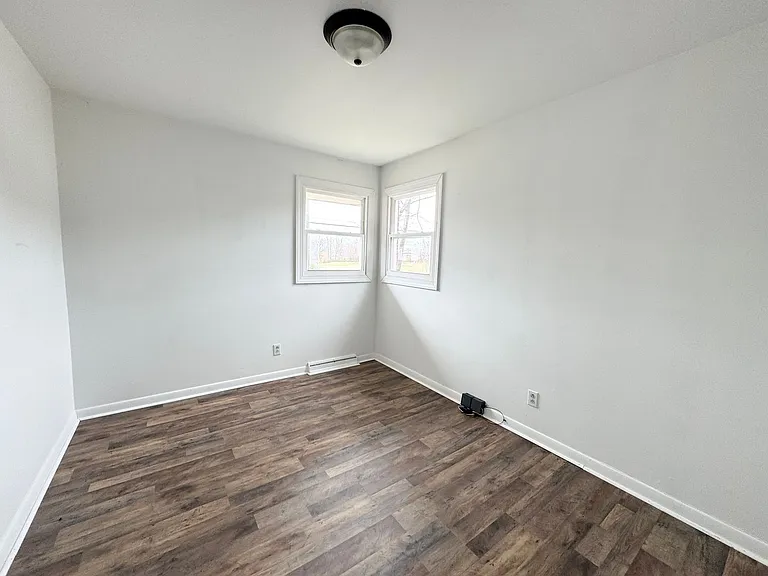 334 King St — Photo 6