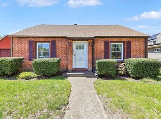 48 Oregon St, Springfield, MA 01118