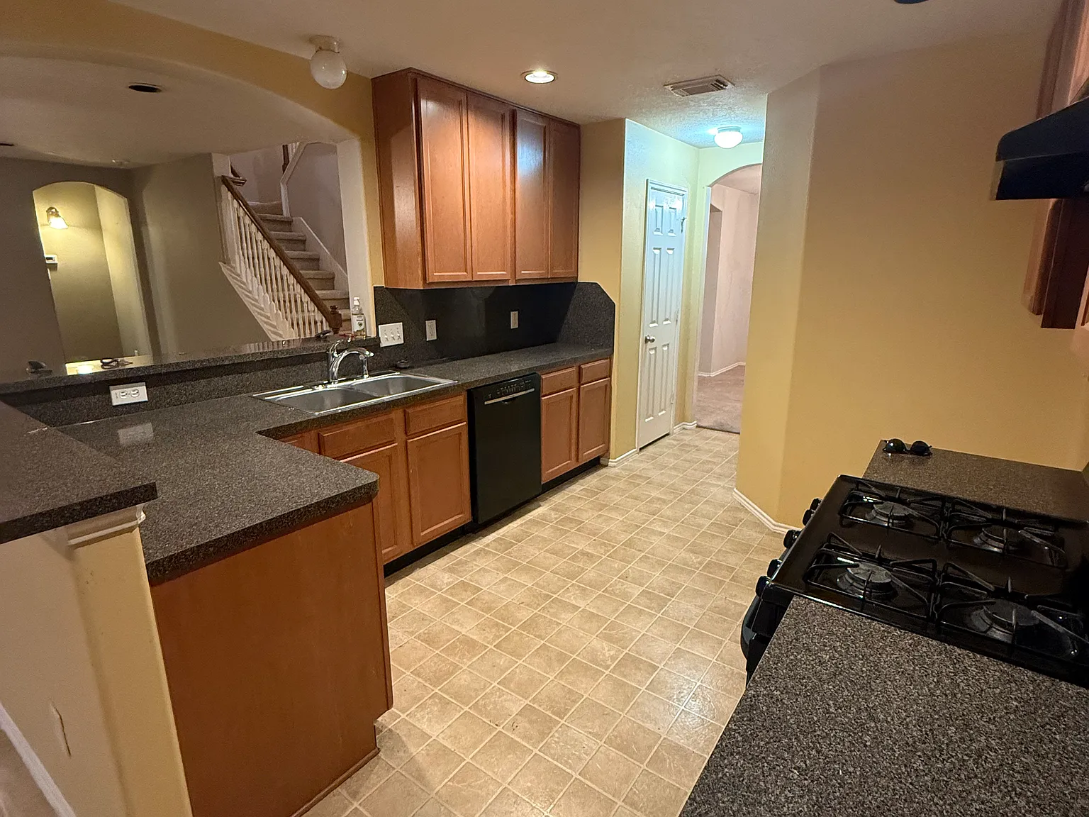 13423 Nigh Way — Photo 2
