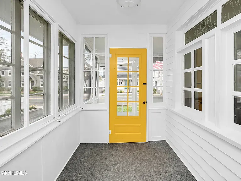 904 Arnold Ave — Photo 7