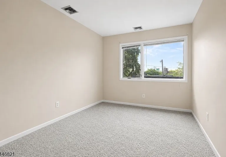 555 Riverside Ave #9 — Photo 19