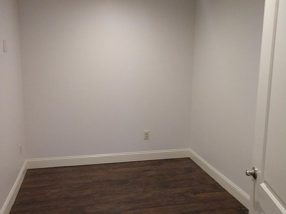 Large closet, or stay at home office.