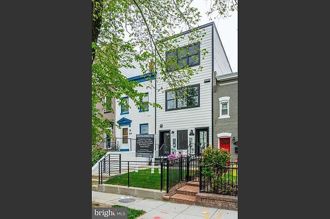 Front of building on 17th Street SE, Washington DC, 20003
