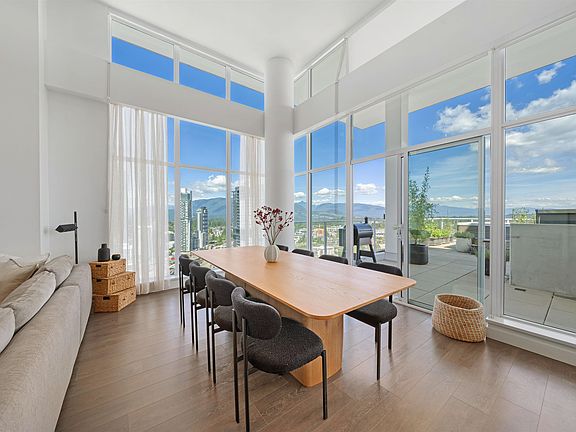 3rd image of 657 Whiting Way #3703