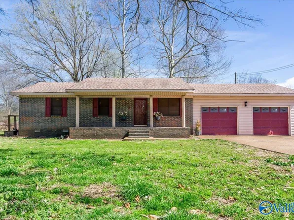 636 Bradley St, Town Creek, AL 35672