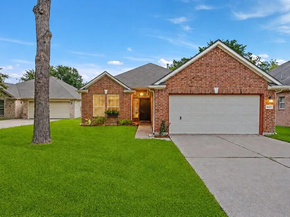 4007 Strawberry Ct, Dickinson, TX 77539