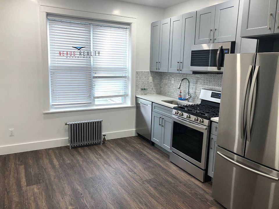 1st image of 104-51 39th Ave Floor 2-2R