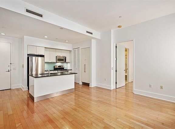 5th image of 4 Beacon Way APT 713