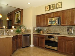 10401 Saddle Mountain St, Las Vegas, NV 89178