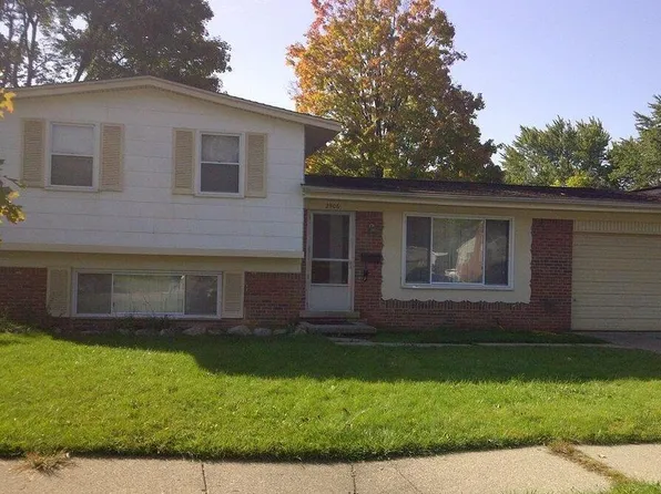 2906 Marshall St, Ann Arbor, MI 48108