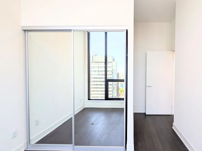 15 Mercer St #4104 — Photo 18