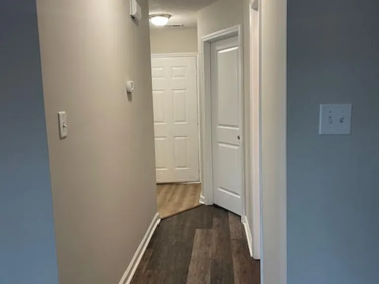 1951 Rolling Ridge Dr — Photo 15