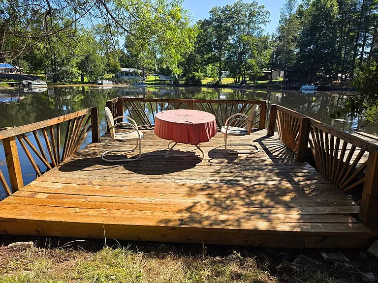 37 Cobb Rd — Photo 20