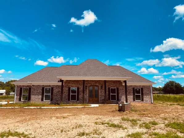 55 Dwelling Pl, Caledonia, MS 39740