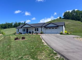 5905 Bunker Hill Rd, Williamsburg, MI 49690