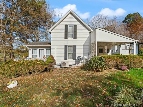 461 N Mahuron Road, Pekin, IN 47165