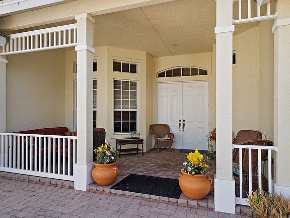 3rd image of 234 NW Pleasant Grove Way