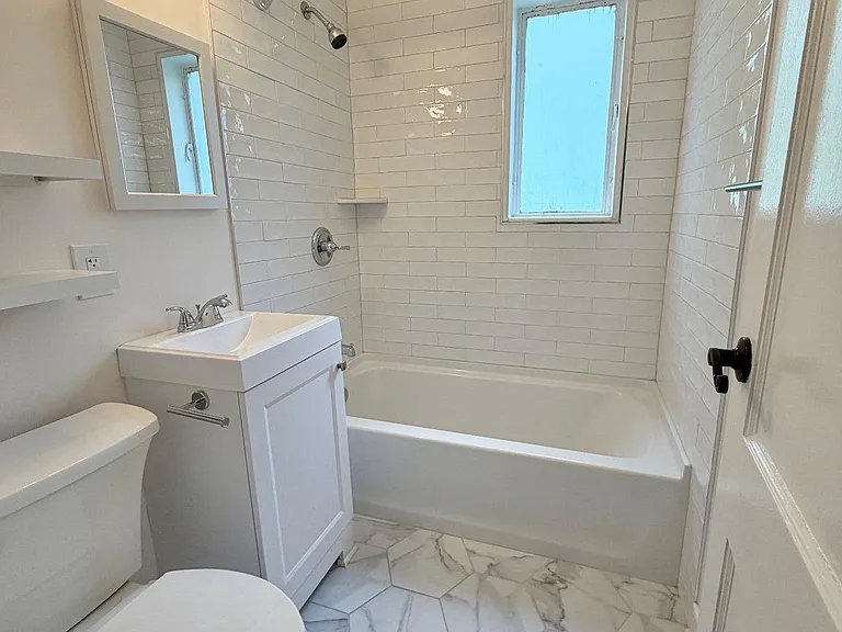 10305 Montrose Ave #M101 — Photo 18