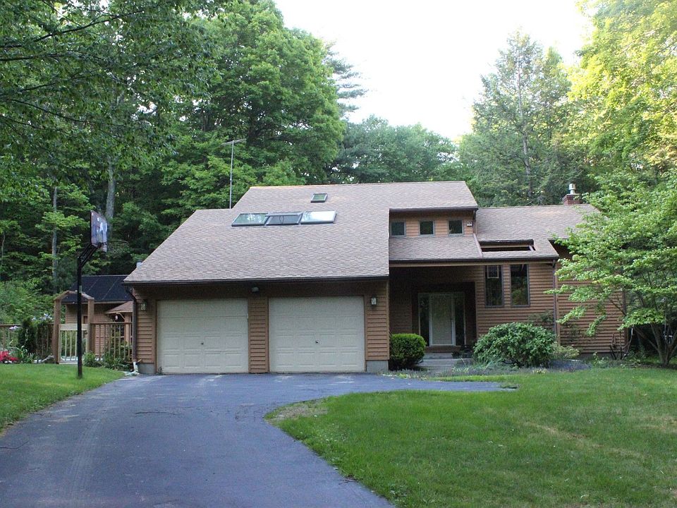 53 McGilpin Road Sturbridge MA