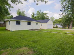 5350 Dahlia Dr NE, Thornville, OH