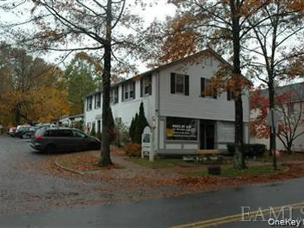 70 Westchester Ave, Pound Ridge, NY 10576