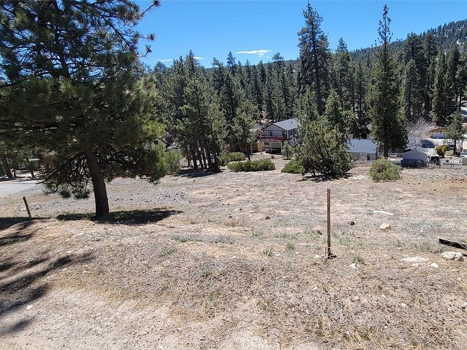 2nd image of 39243 Crest Ln #10