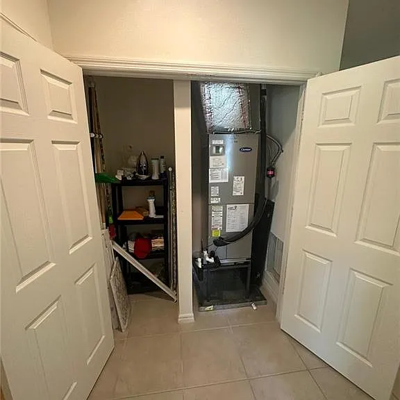 4115 14th Ave NE — Photo 21