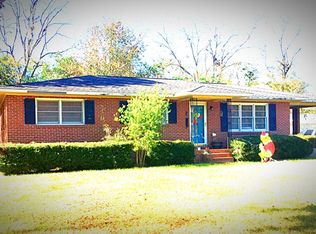 2403 Manchester St, Waycross, GA 31501